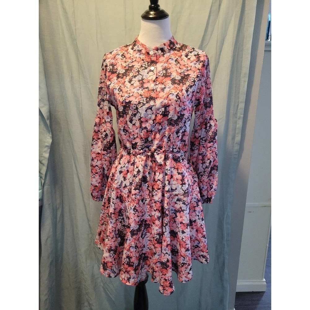 NWOT Dress xs, floral long sleeve